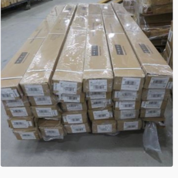 Projector screen with stand - Picture 3 of 4